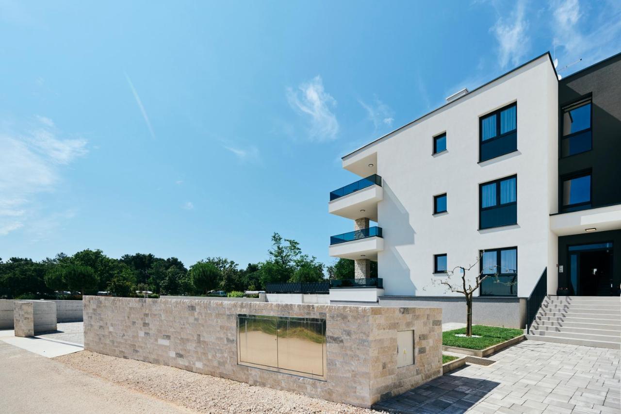 Apartments San Maris Umago Exterior foto