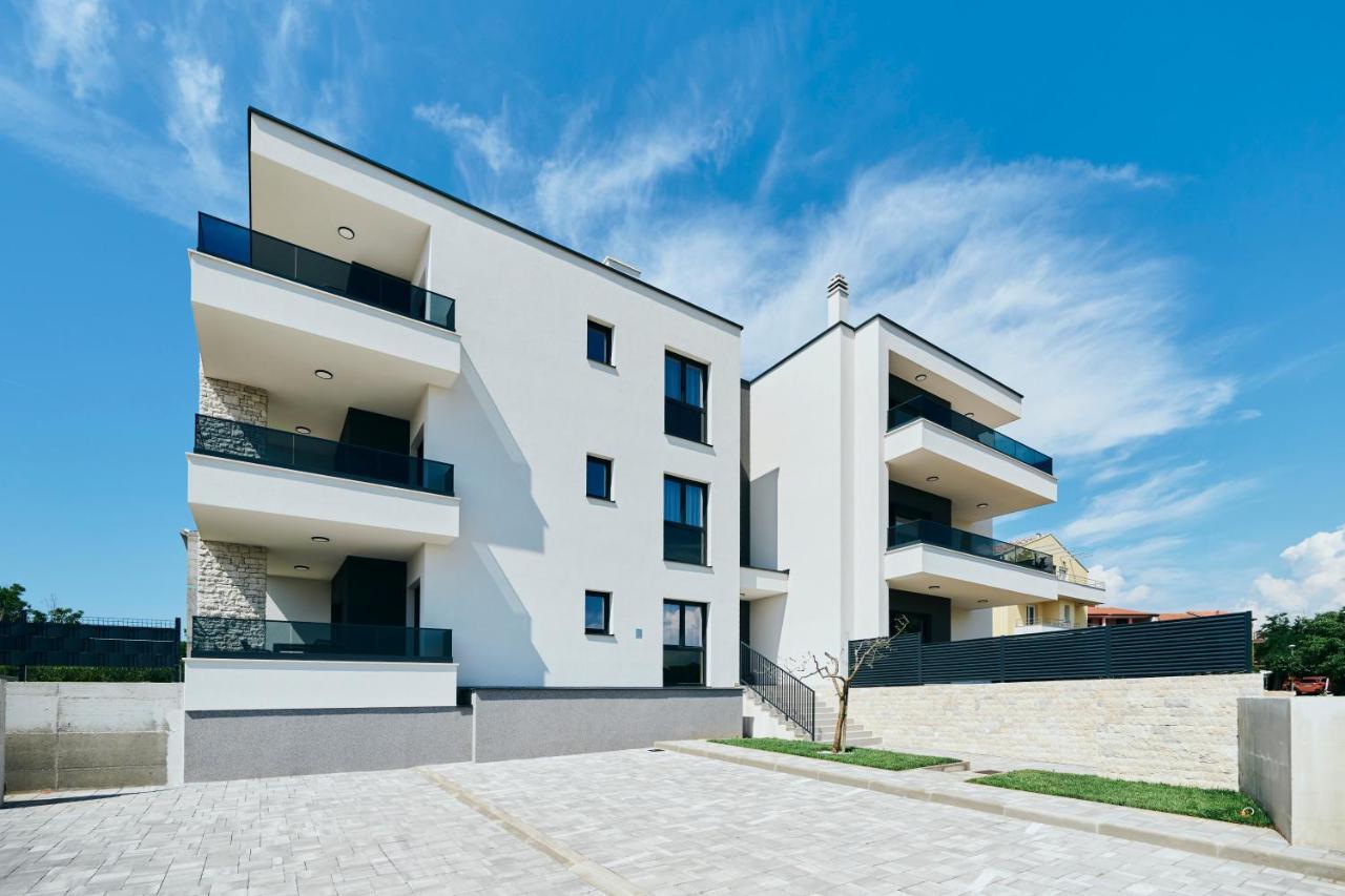 Apartments San Maris Umago Exterior foto